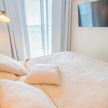 Sunny Polankiaqua * Kolobřeh